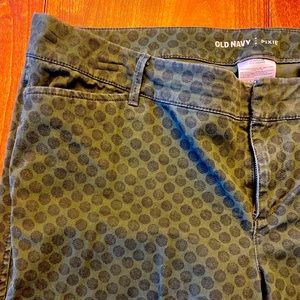 Old Navy Capri Polka Dot Pants